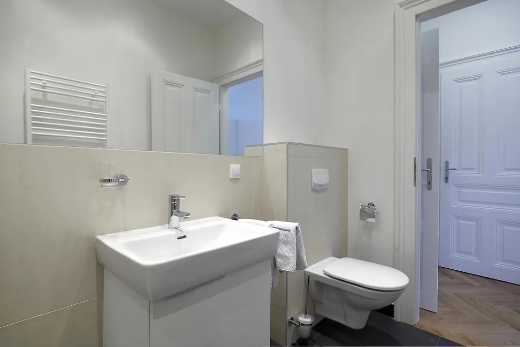 Urban Flats Vienna Darwingasse Apartment