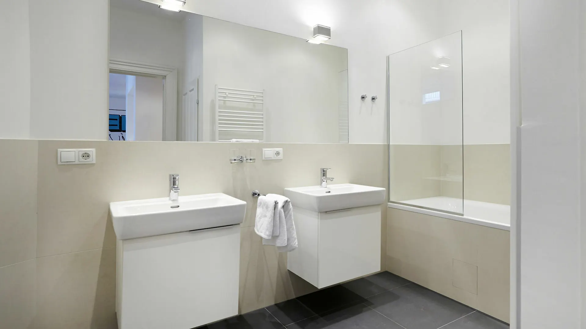 Urban Flats Vienna Darwingasse Apartment