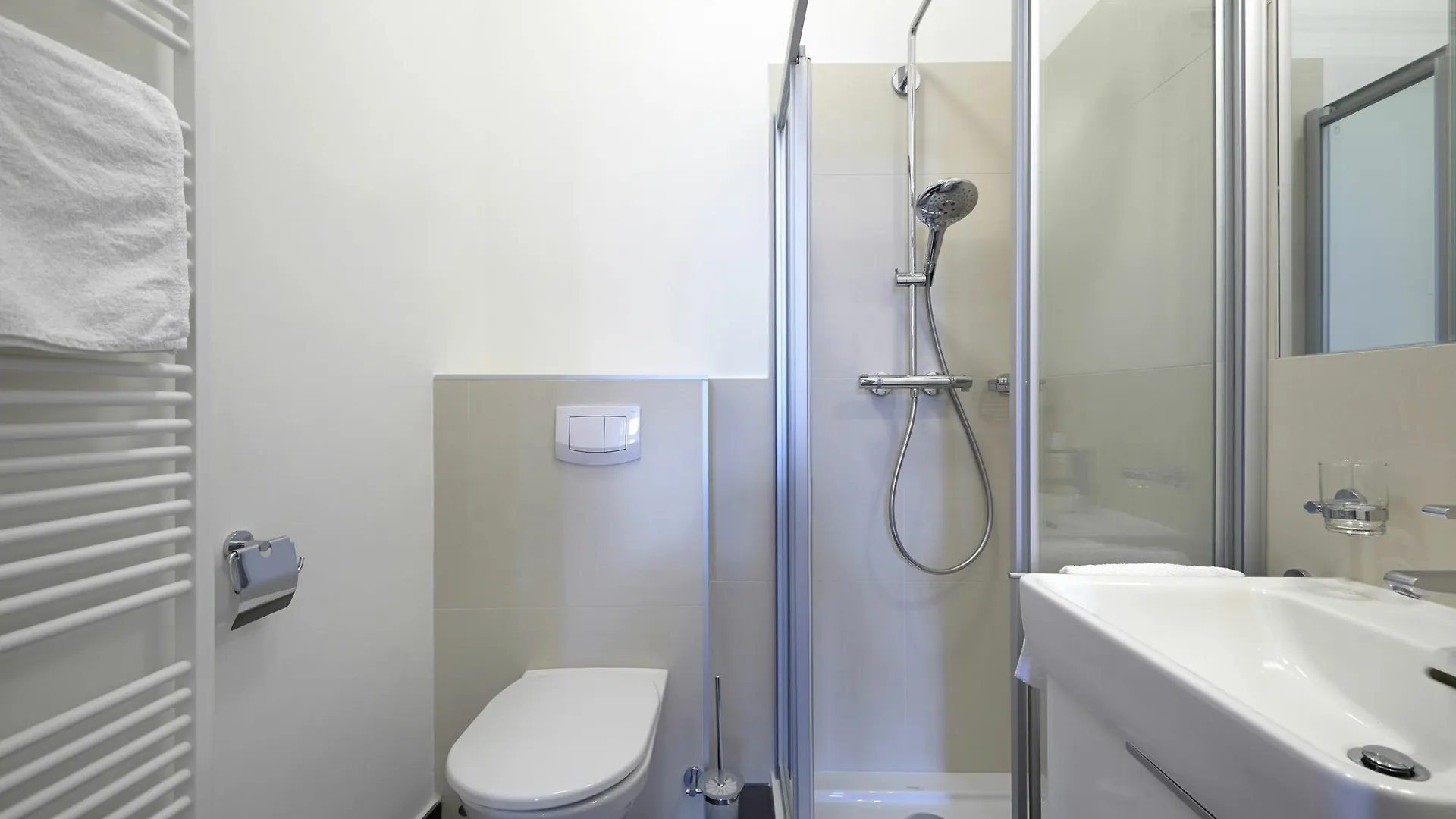 Urban Flats Vienna Darwingasse Apartment Austria