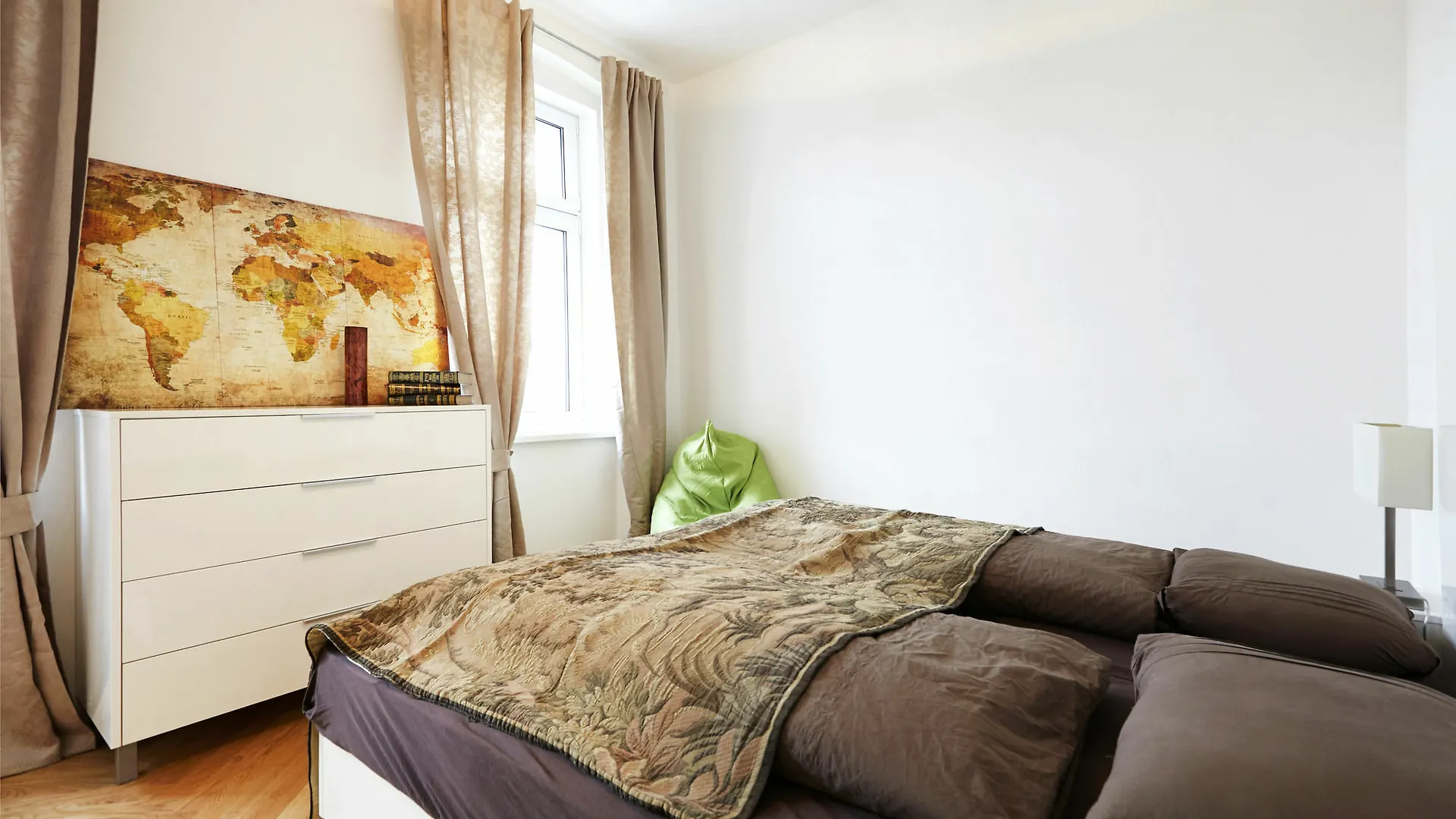 Urban Flats Vienna Darwingasse Apartment 0*,