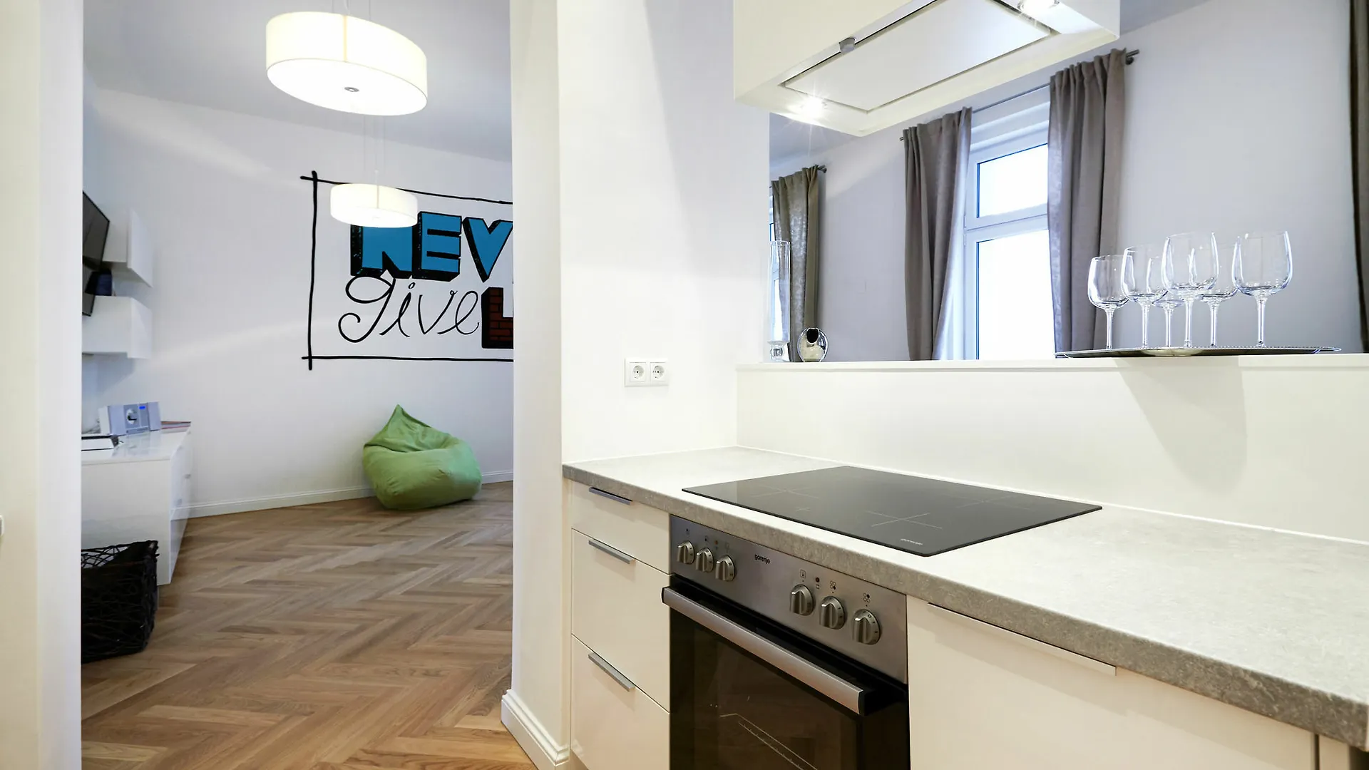 Urban Flats Vienna Darwingasse Apartment