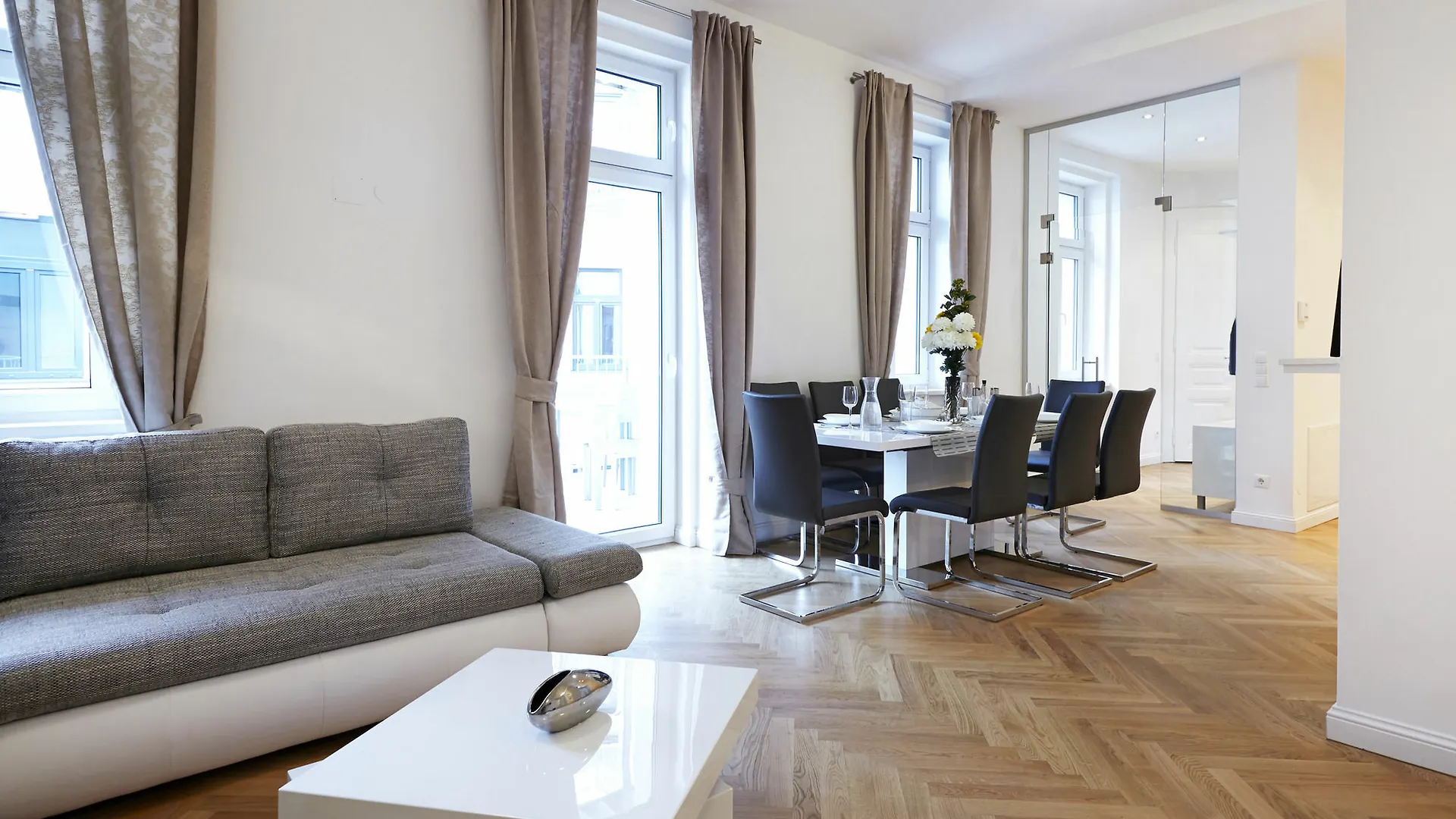 Urban Flats Vienna Darwingasse Apartment